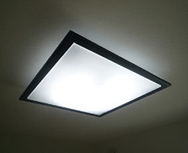 株式会社 アミューズ24 電球の交換
